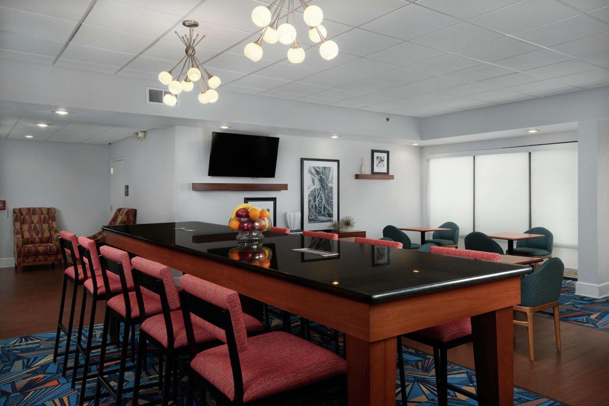 Hampton Inn By Hilton Youngstown-West I-80 Mineral Ridge Екстер'єр фото