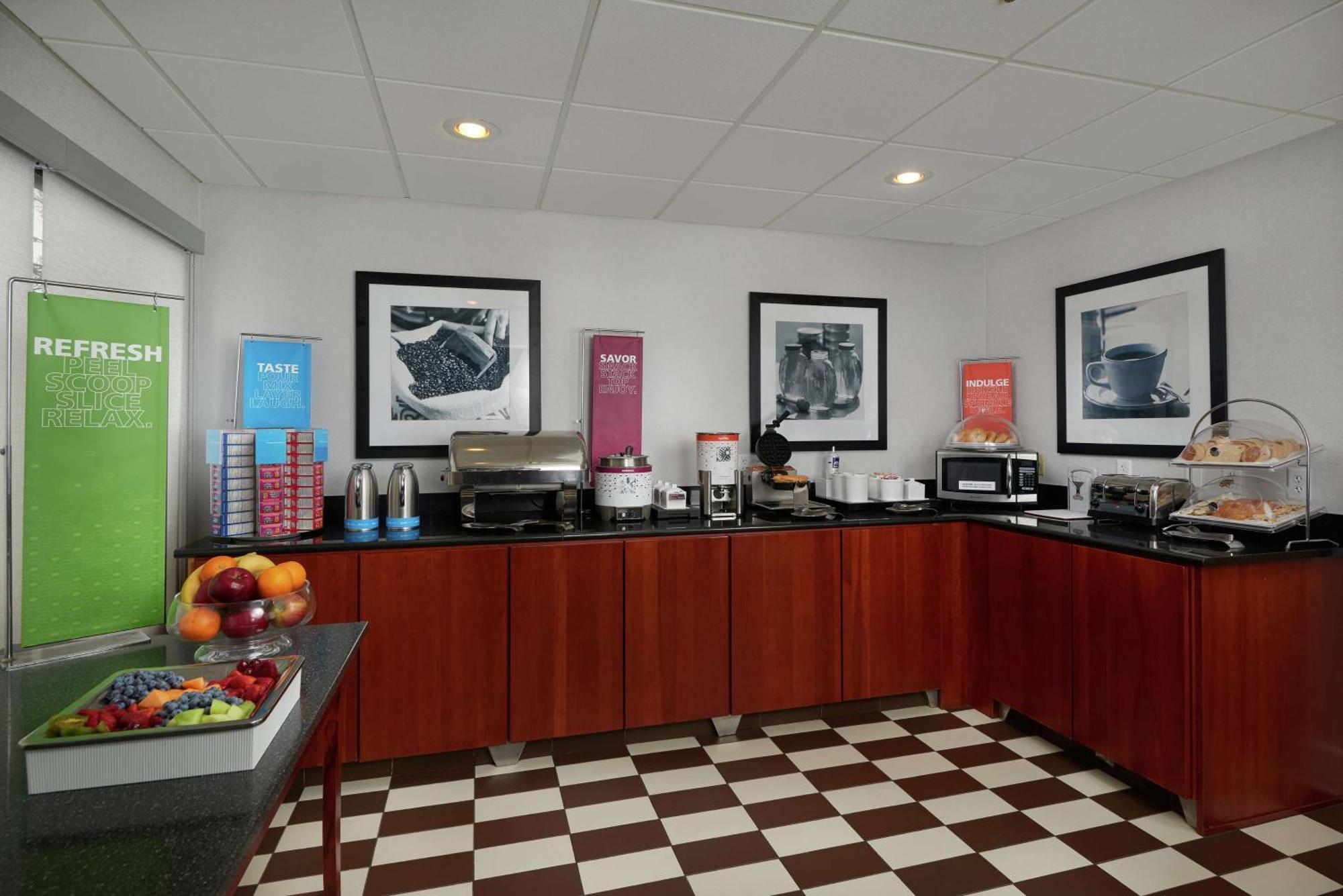 Hampton Inn By Hilton Youngstown-West I-80 Mineral Ridge Екстер'єр фото